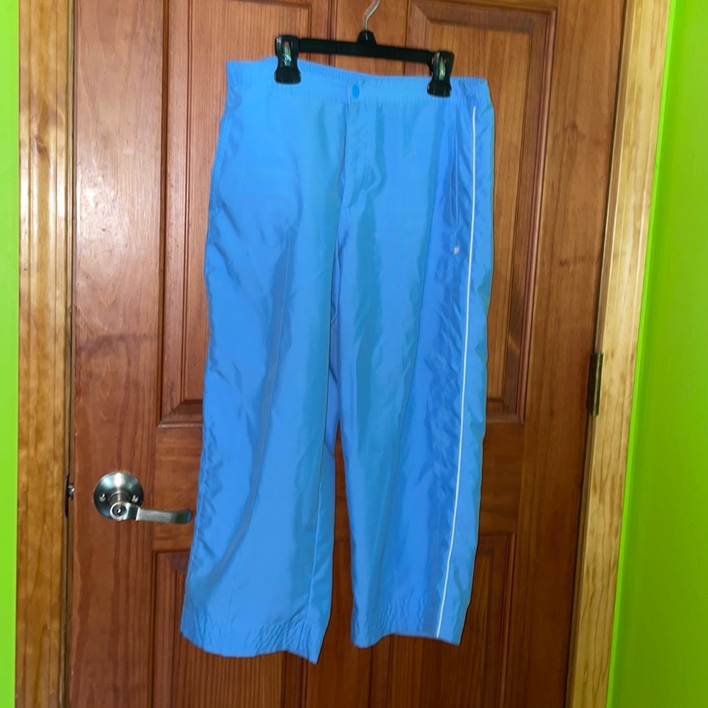 Baby blue trek gear Capri pants 🦋💙